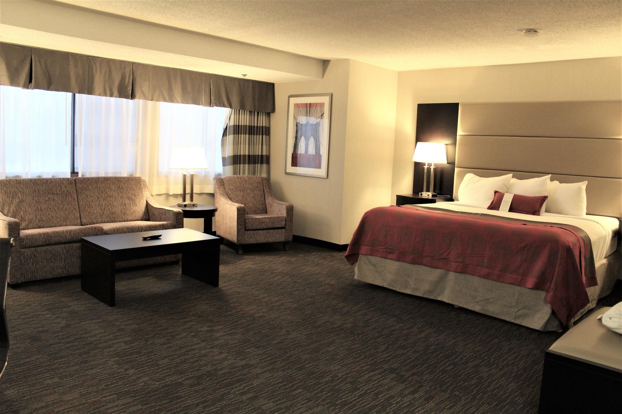 מלון Ramada Plaza By Wyndham Regina Downtown מראה חיצוני תמונה
